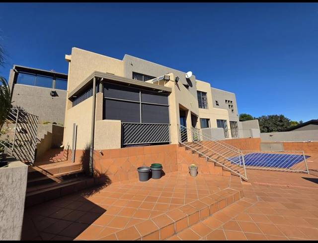 4 BEDROOM HOUSE FOR SALE IN BASSONIA